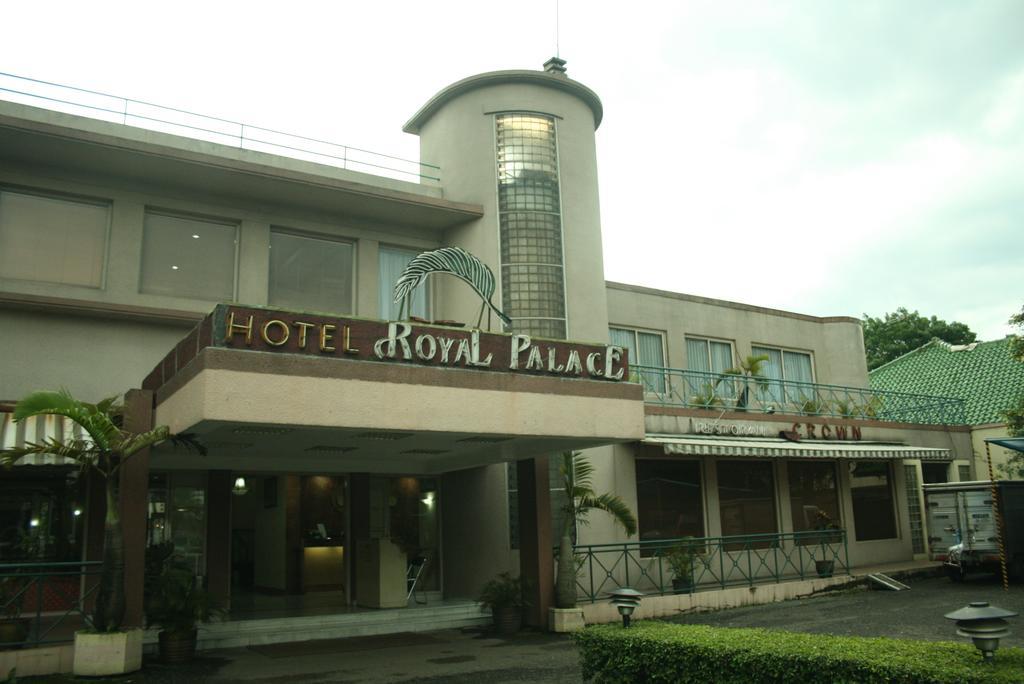 Hotel Royal Palace Bandung Zewnętrze zdjęcie